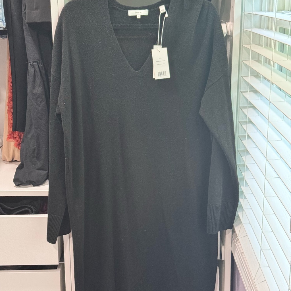 Vince Wool Cashmere Blend Sweater